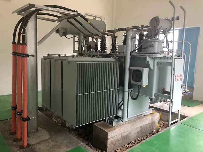 800 KVA အထက်နှင့်အောက်တွင်ဖော်ပြထားသောဖြန့်ဖြူးခြင်းထရန်စဖော်မာနှိုင်းယှဉ်